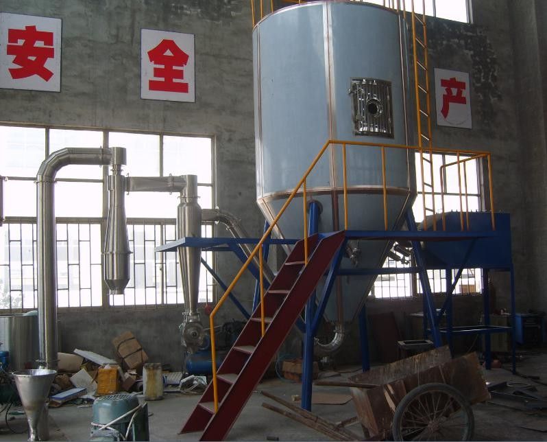 Essiccatore di spruzzo centrifugo di alta efficienza di capacità dell'alimentatore di latte in polvere 320-380 chilogrammo/ora